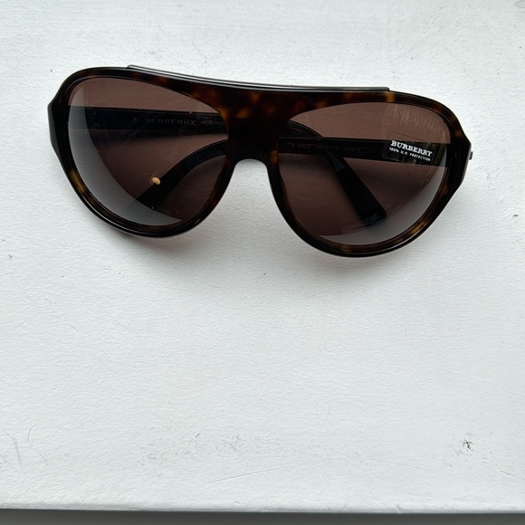 AUTHENTIC VINTAGE BURBERRY SUNGLASSES 🌞 - Picture 2 of 13